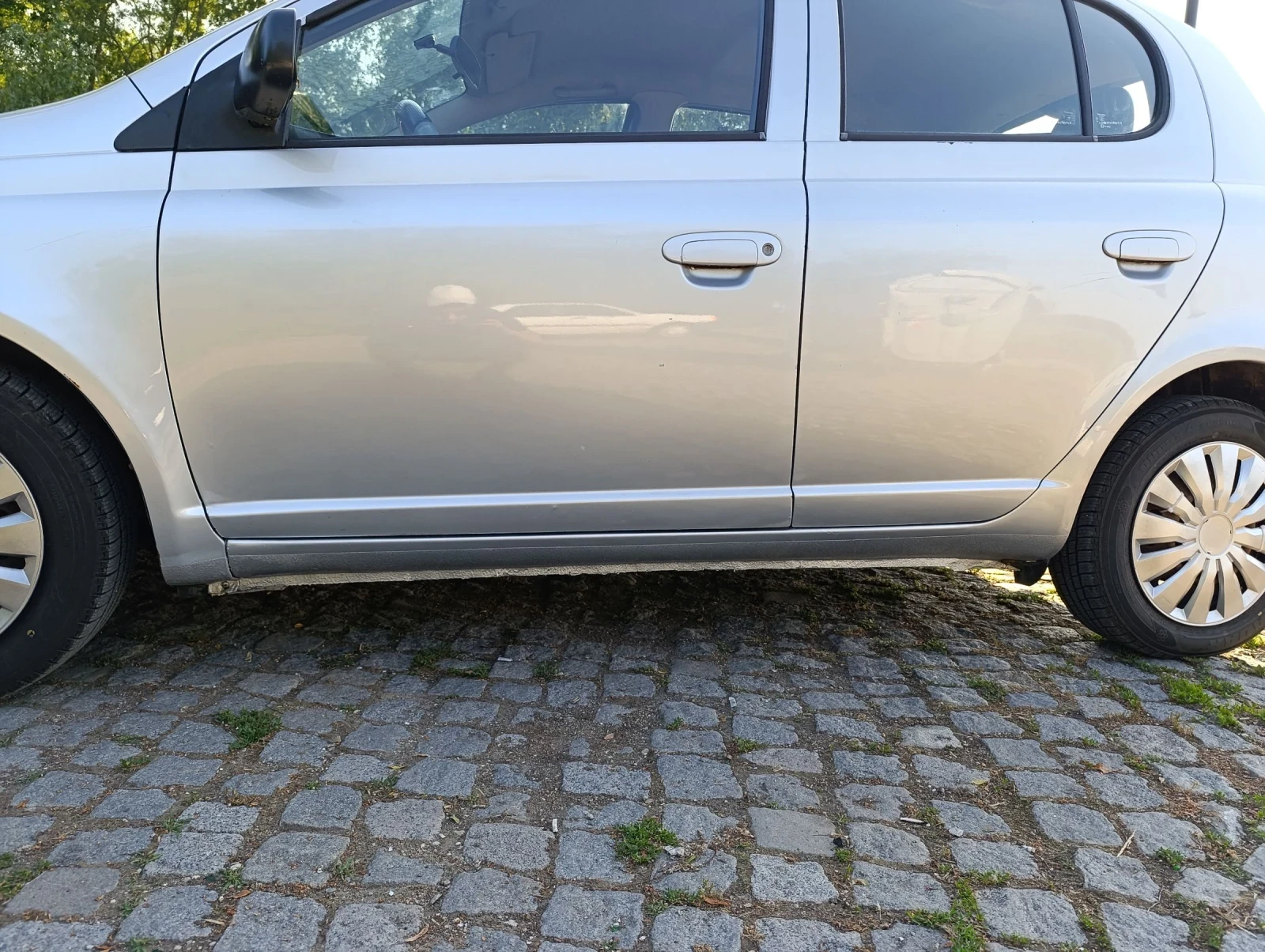 Toyota Yaris  - изображение 4