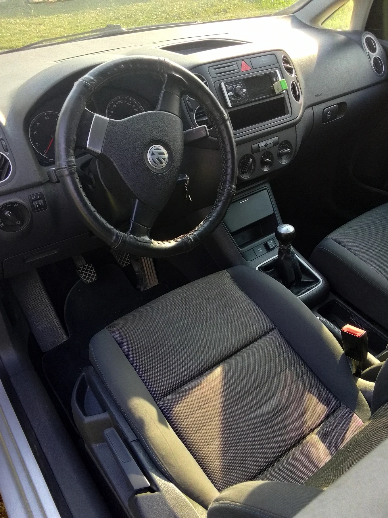 VW Golf Plus 1.6 ГАЗ - изображение 9