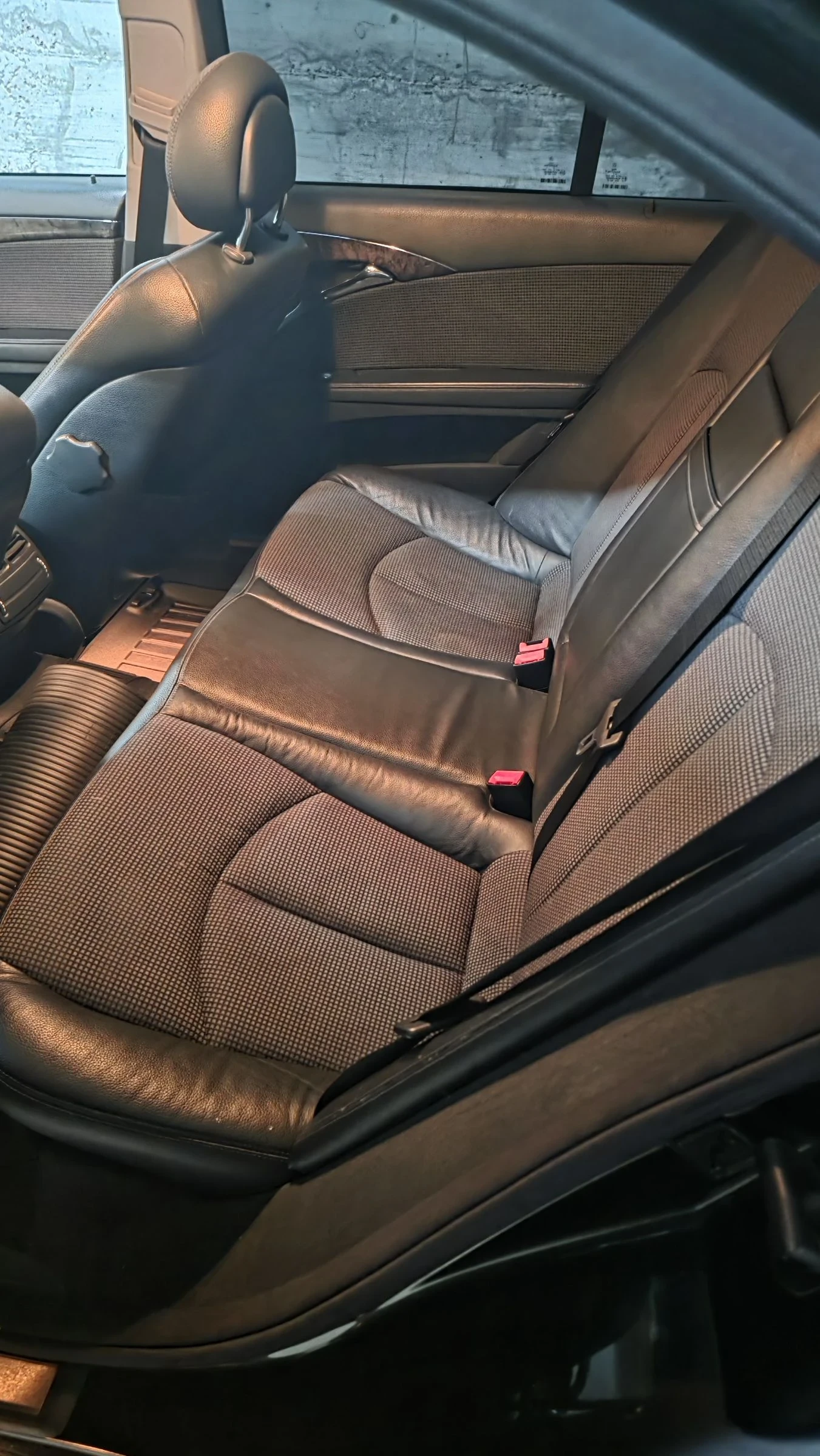 Mercedes-Benz E 220  - изображение 7