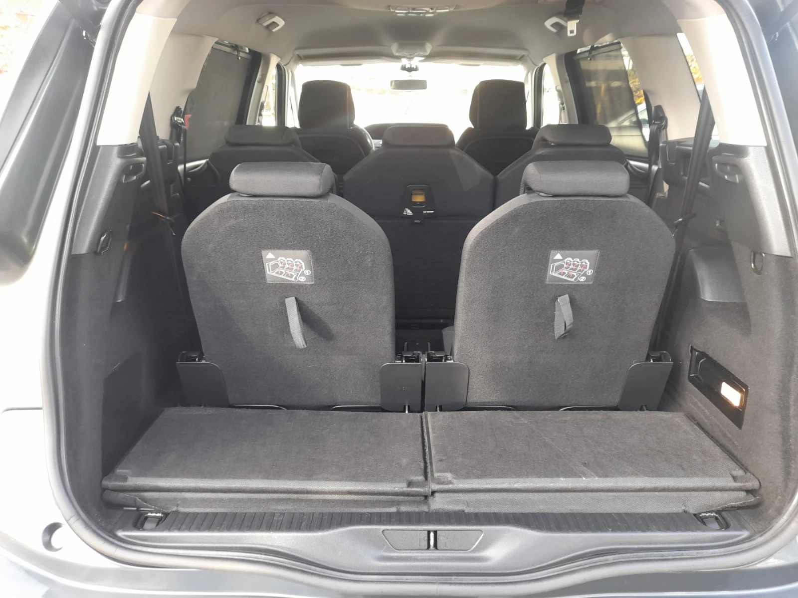 Citroen Grand C4 Picasso 1.6HDI  | Mobile.bg — изображение 12