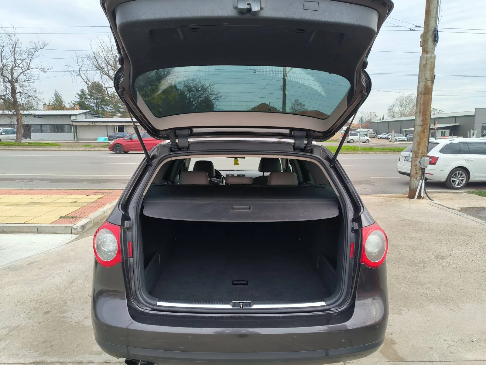 VW Passat 2.0d-Navi-Automat-Podgrev | Mobile.bg   11