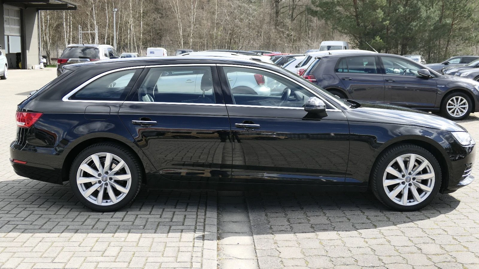 Audi A4 /ГАЗ/Ambient/ - изображение 3