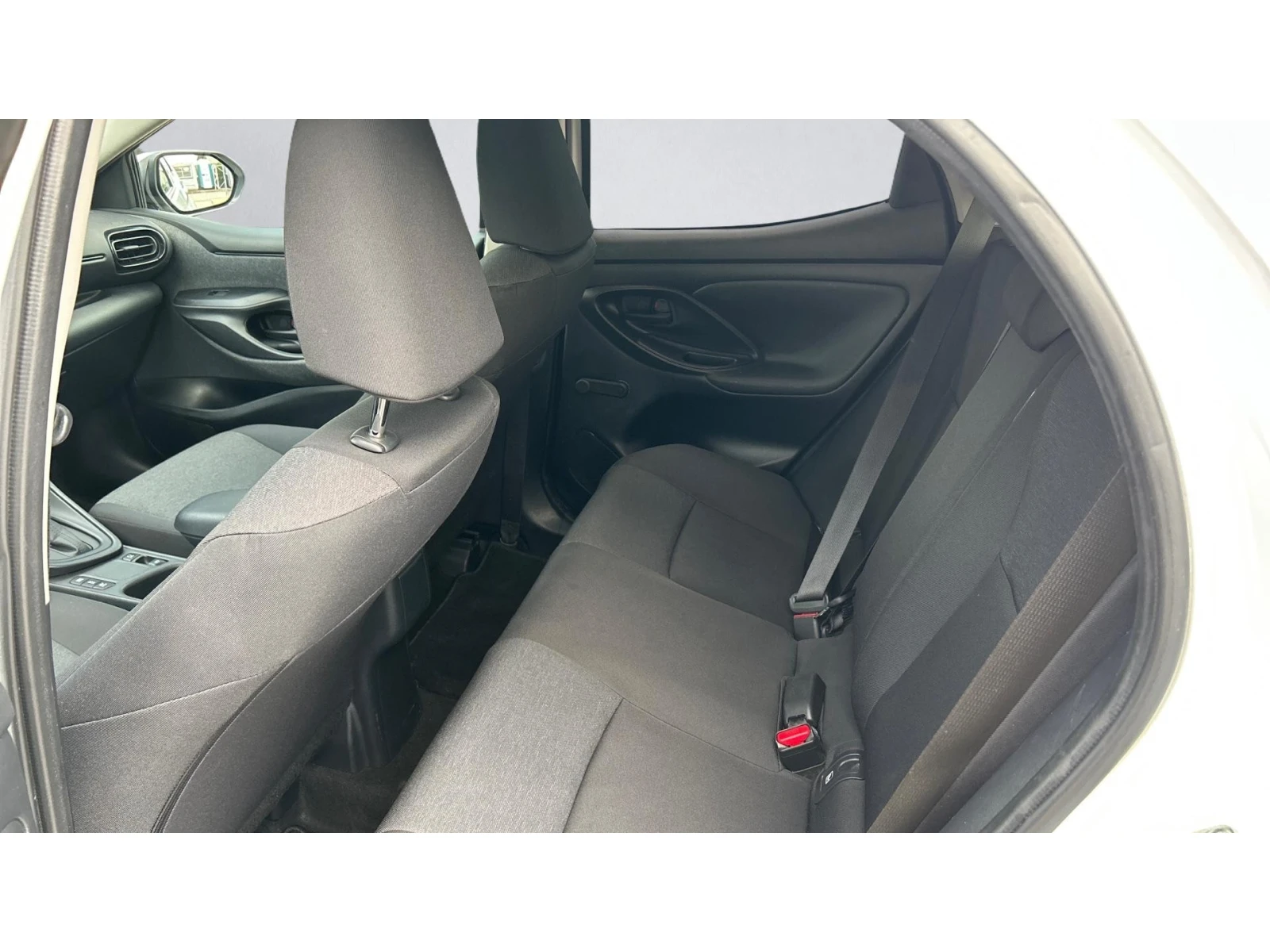 Toyota Yaris ������� ������ �� 158   | Mobile.bg � ����������� 12