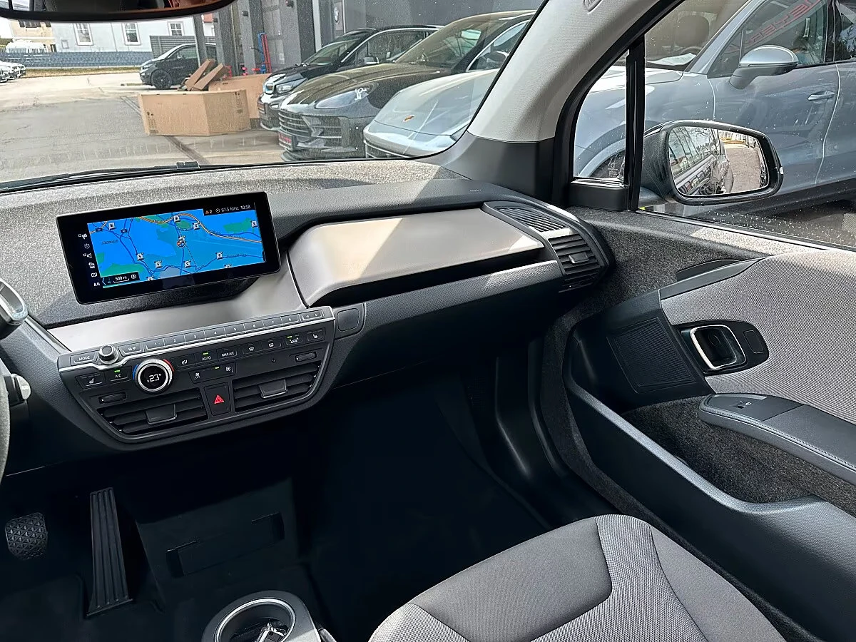 BMW i3 eDrive/170HP/120Ah/CAM/NAVI/LED/878g, снимка 12 - Автомобили и джипове - 53723595