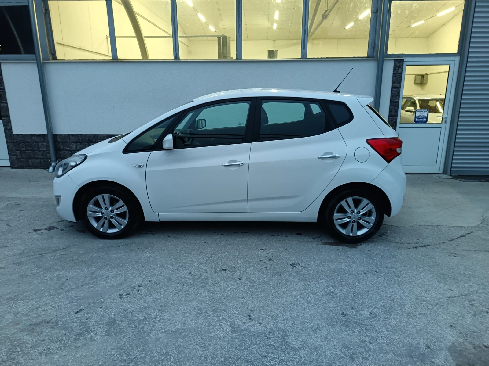 Hyundai Ix20 1.4 CRDI 90кс. , снимка 3 - Автомобили и джипове - 53914696