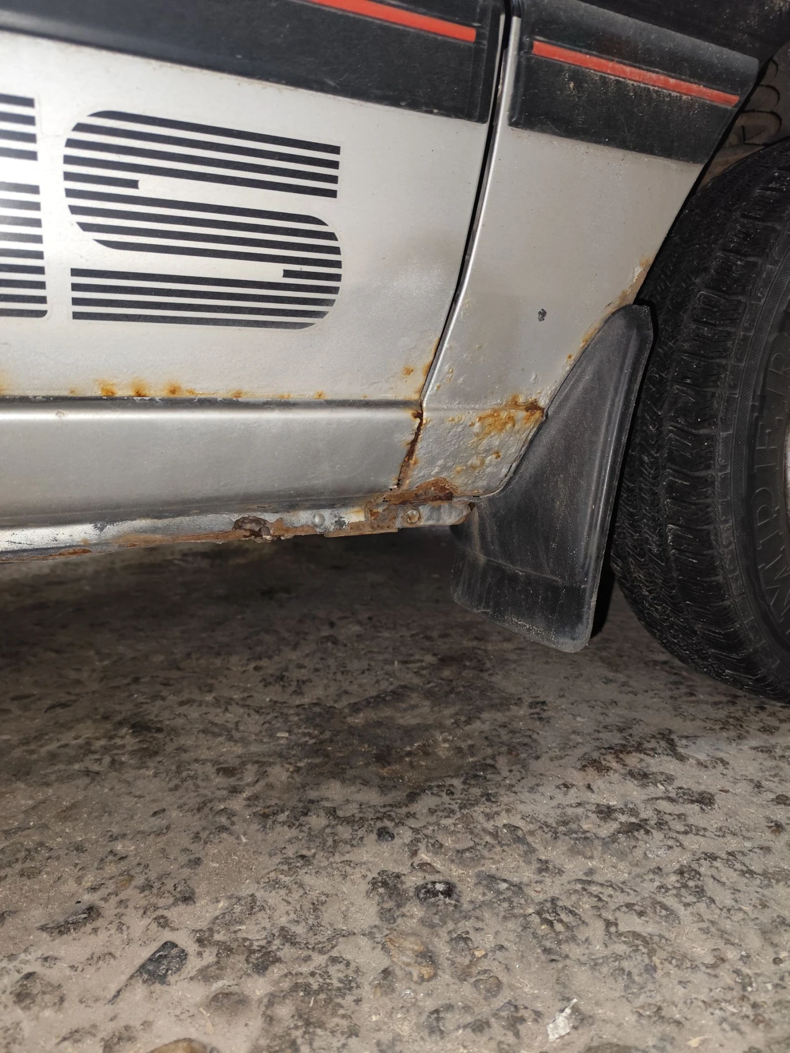 Suzuki Swift, снимка 16 - Автомобили и джипове - 54082604