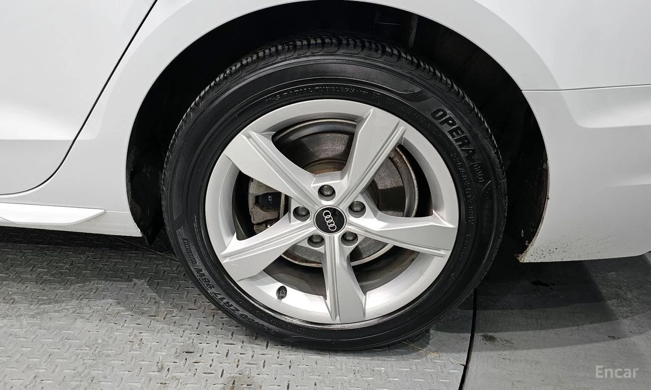 Audi A4 MATRIX* �������* ������* ������* LANE* ASSIST*  | Mobile.bg � ����������� 5