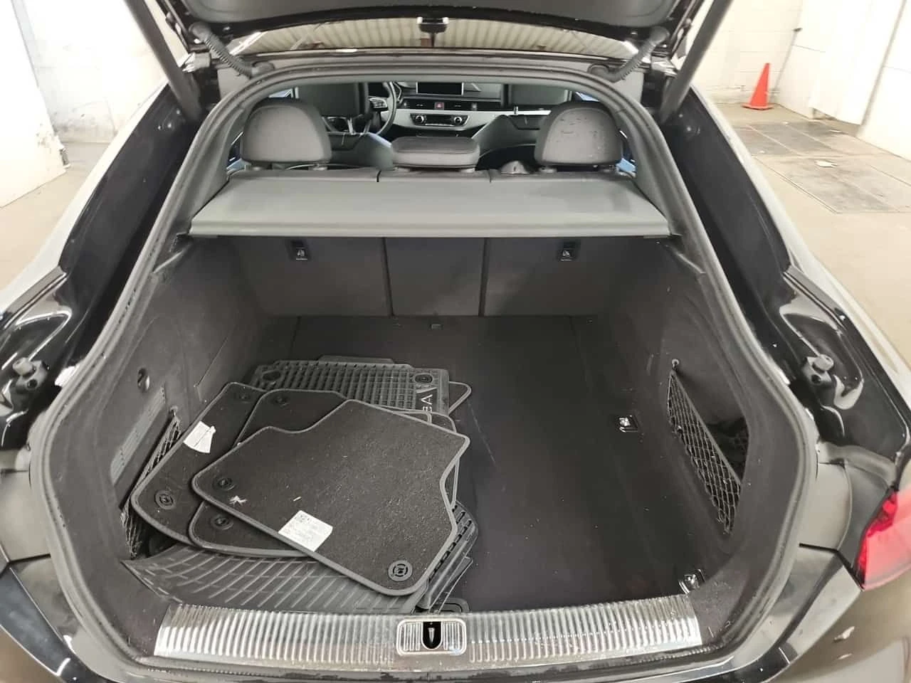 Audi A5 * PROGRESSIV * CARFAX * S LINE * , снимка 14 - Автомобили и джипове - 54341230