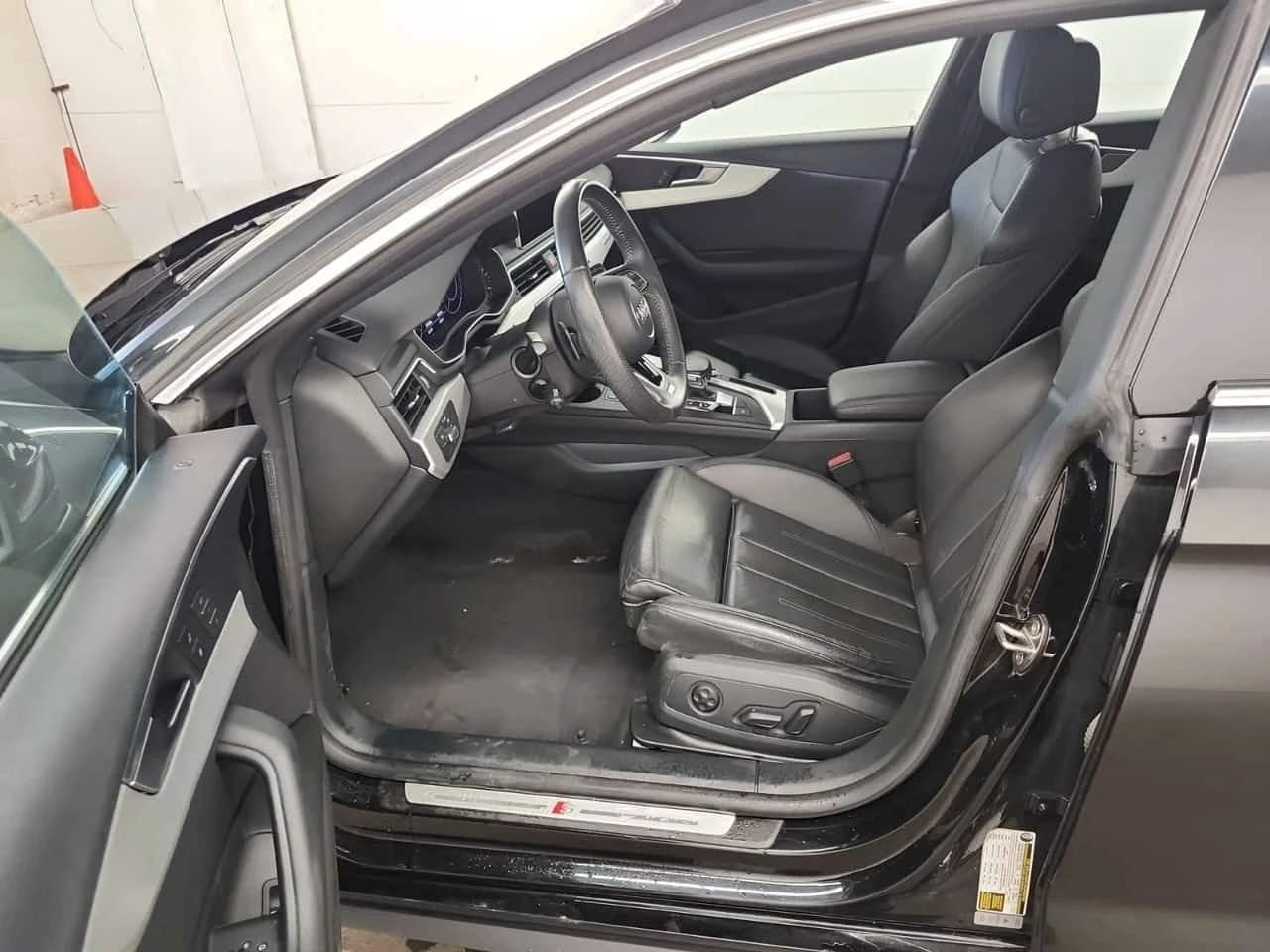 Audi A5 * PROGRESSIV * CARFAX * S LINE * , снимка 8 - Автомобили и джипове - 54341230