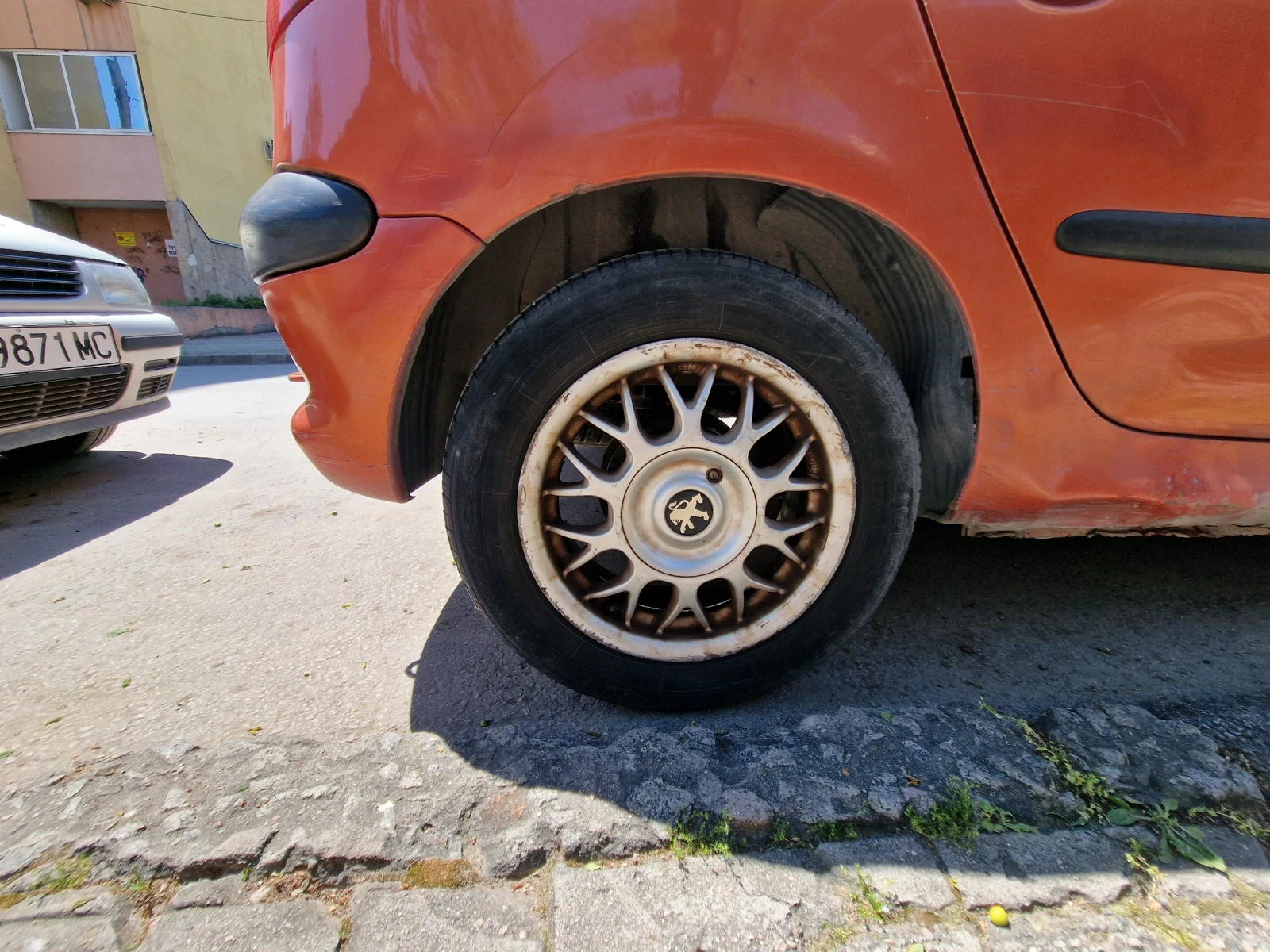 Peugeot 206 парктроник/аудио система/лети джанти, снимка 6 - Автомобили и джипове - 54444704