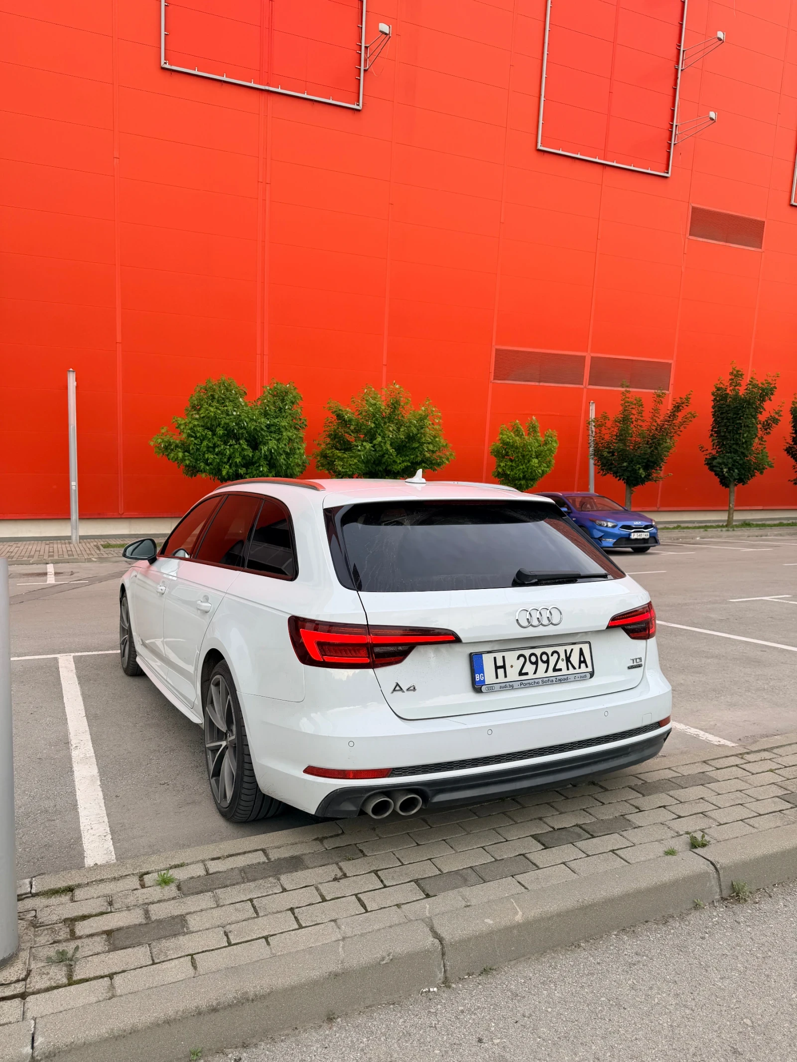 Audi A4 Quattro/Virtual Cockpit/Matrix, снимка 5 - Автомобили и джипове - 54684093