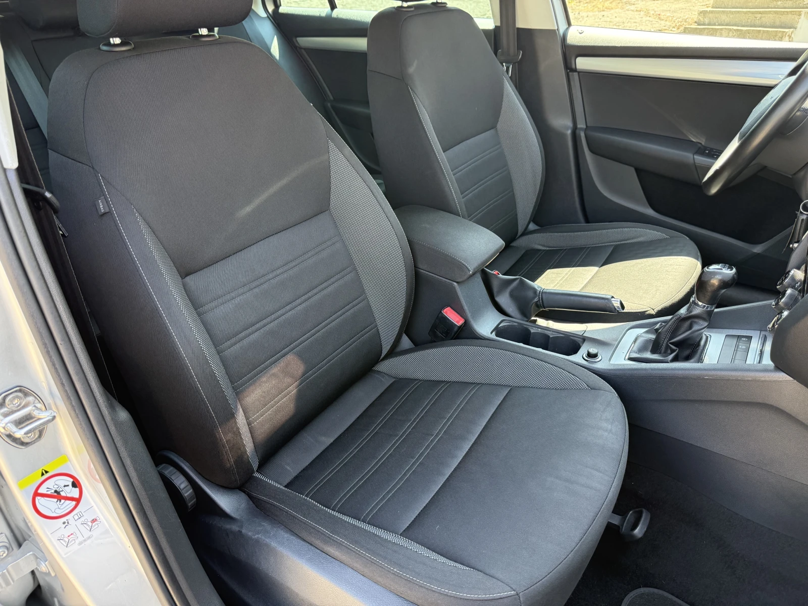 Skoda Octavia 1.6TDI Executive., снимка 11 - Автомобили и джипове - 54818167