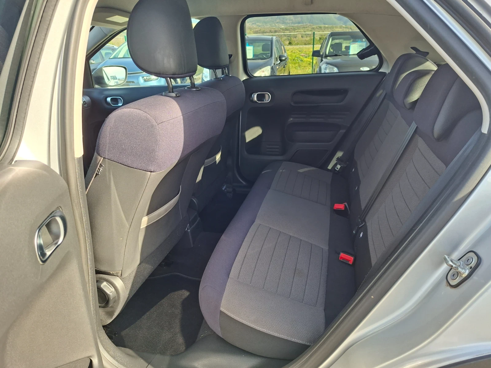 Citroen C4 Cactus 1, 2 I CACTUS, снимка 10 - Автомобили и джипове - 55135793