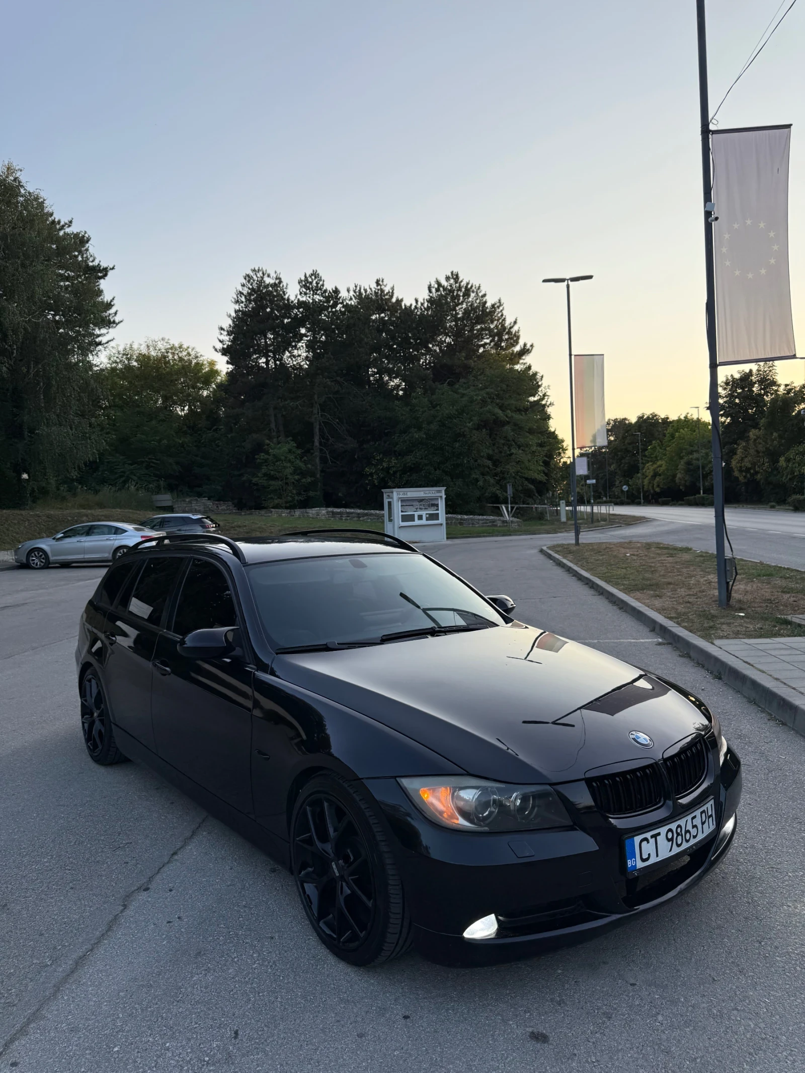 BMW 320, снимка 3 - Автомобили и джипове - 55619382