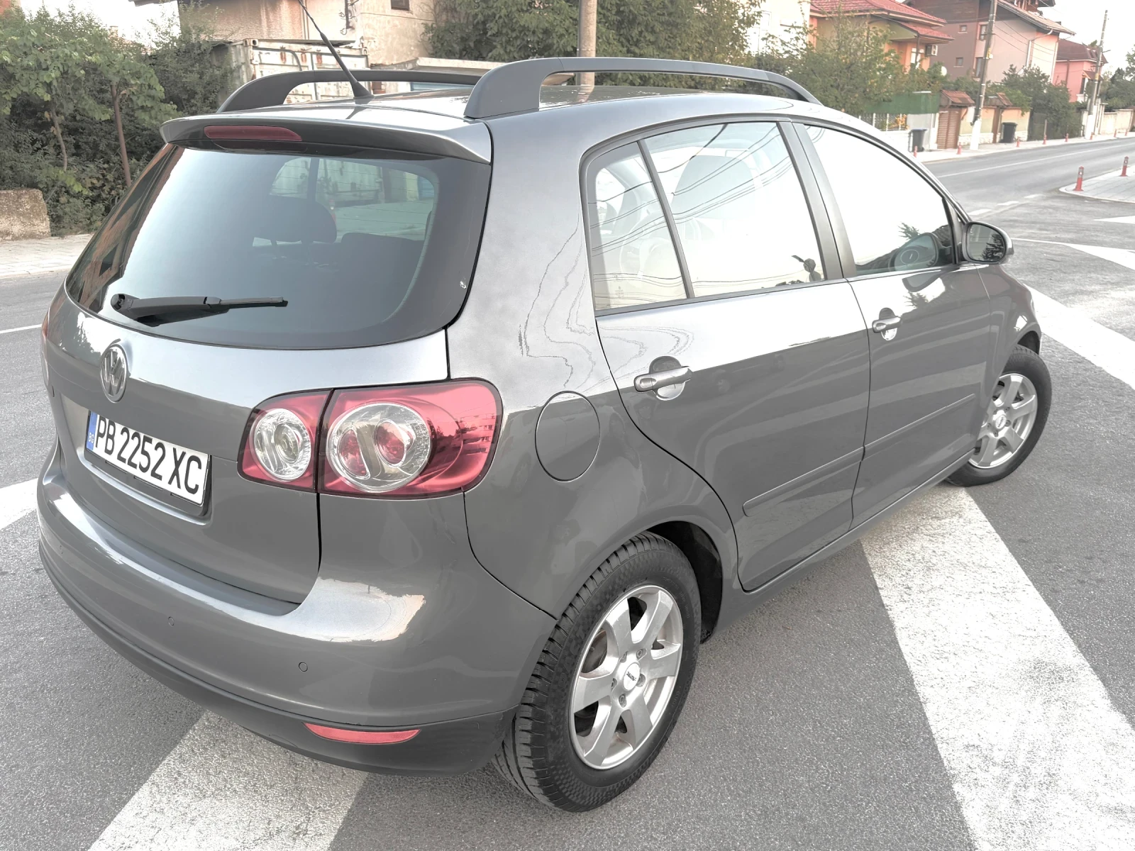 VW Golf Plus 1.6-102k.c Бензин /Газ, снимка 2 - Автомобили и джипове - 55630506