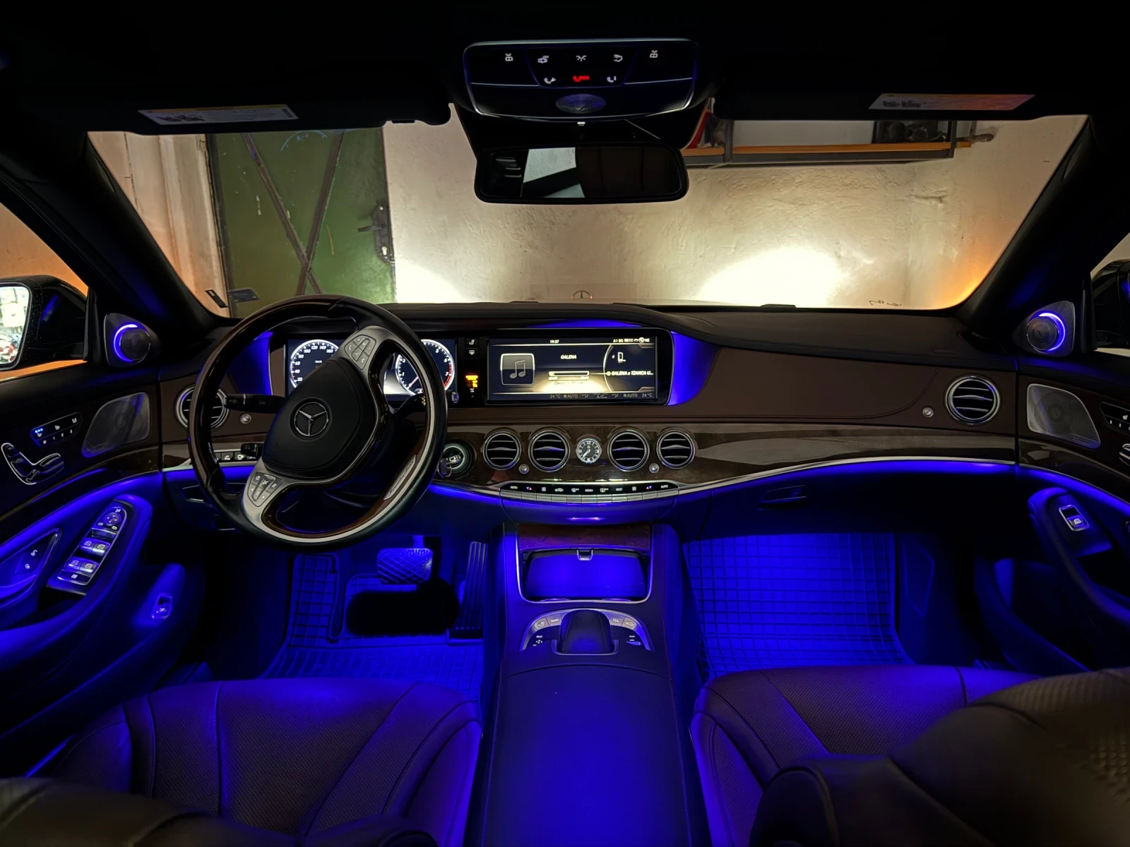 Mercedes-Benz S 550 AMG/ FULL/ 3D Burmester, снимка 17 - Автомобили и джипове - 55902833
