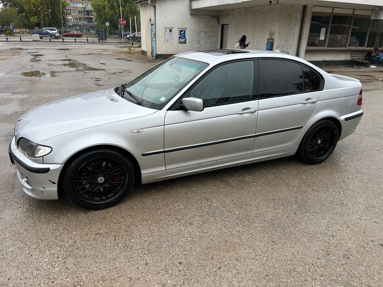 BMW 330, снимка 3 - Автомобили и джипове - 56492963