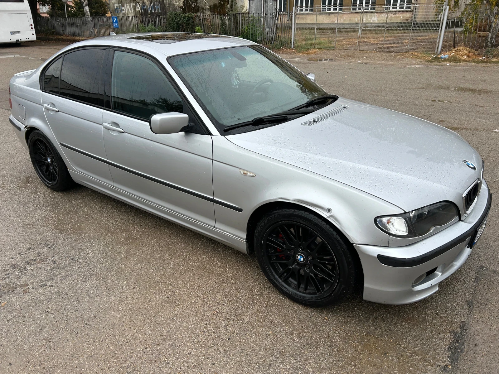 BMW 330, снимка 4 - Автомобили и джипове - 56492963