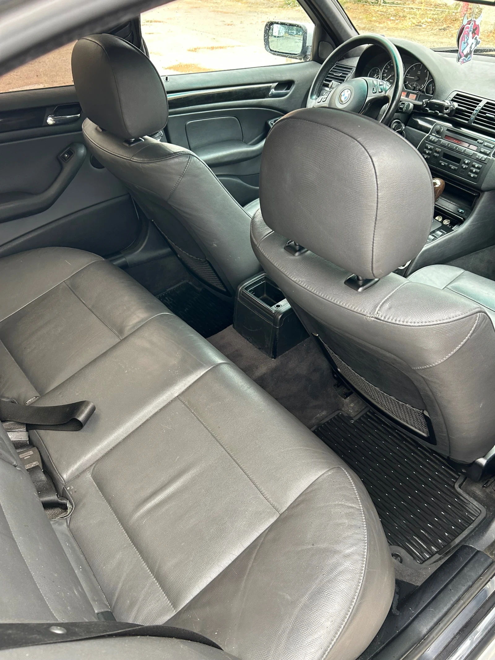 BMW 330, снимка 9 - Автомобили и джипове - 56492963