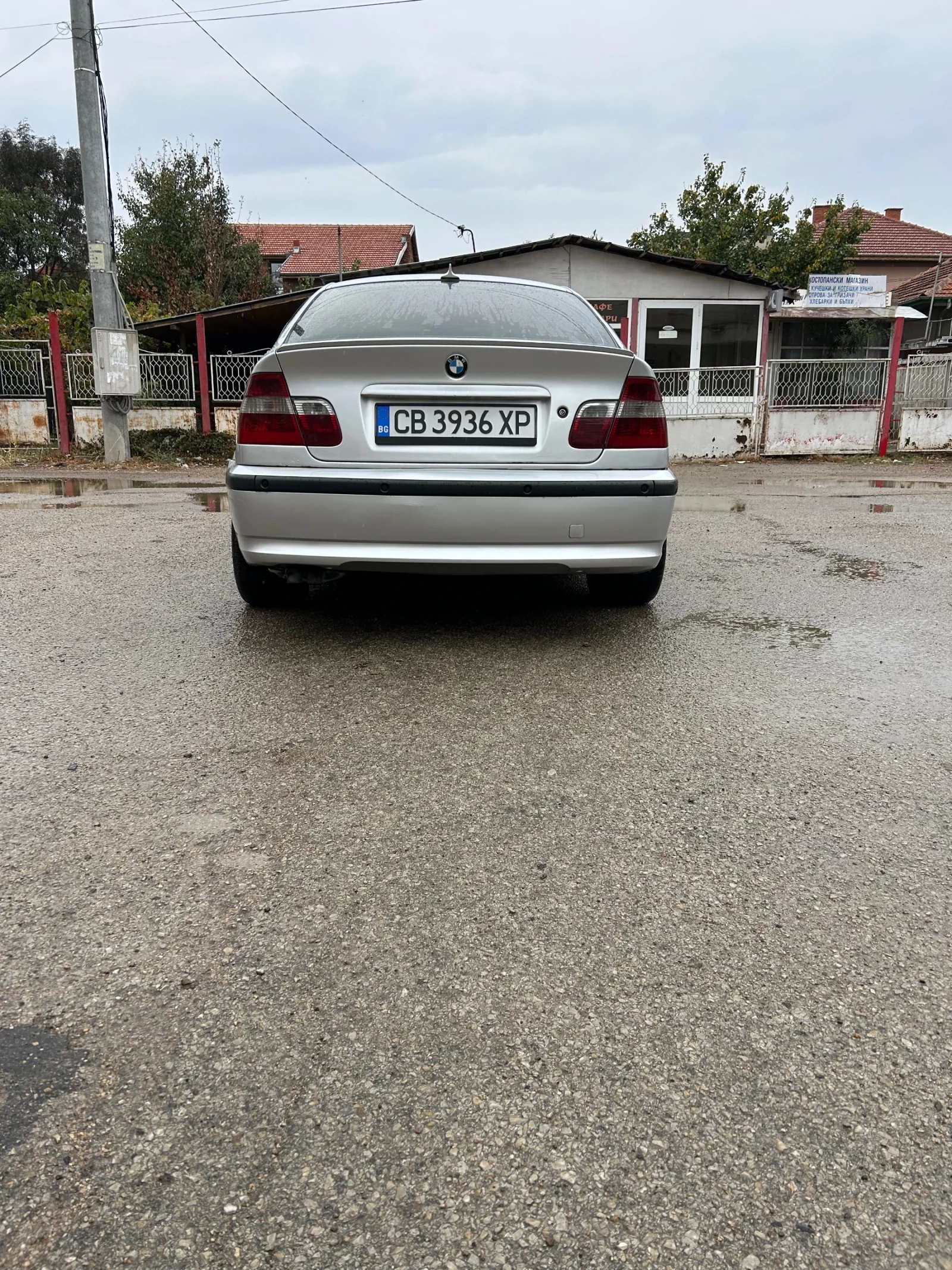 BMW 330, снимка 6 - Автомобили и джипове - 56492963