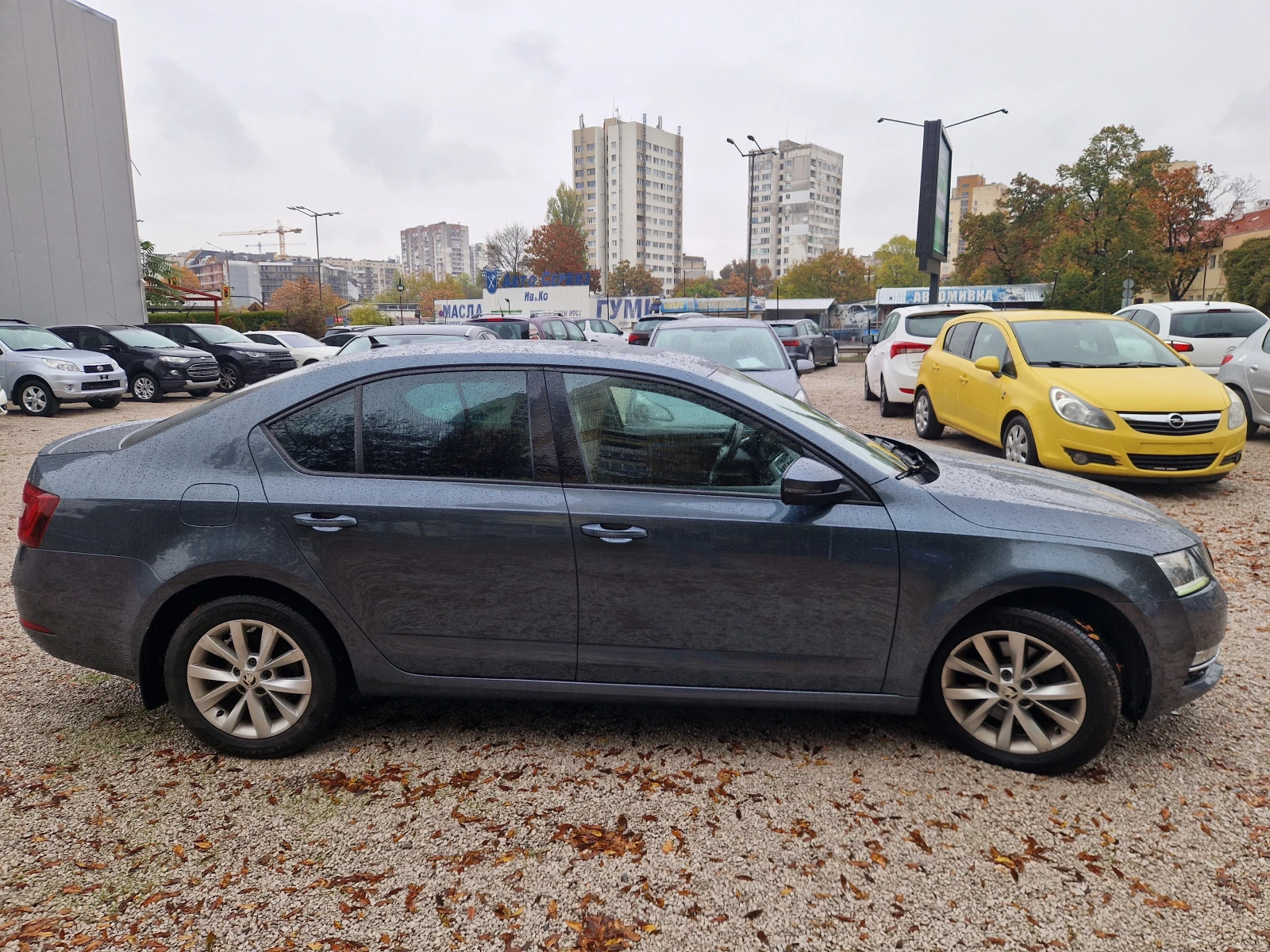 Skoda Octavia 2.0tdi, снимка 4 - Автомобили и джипове - 56735012