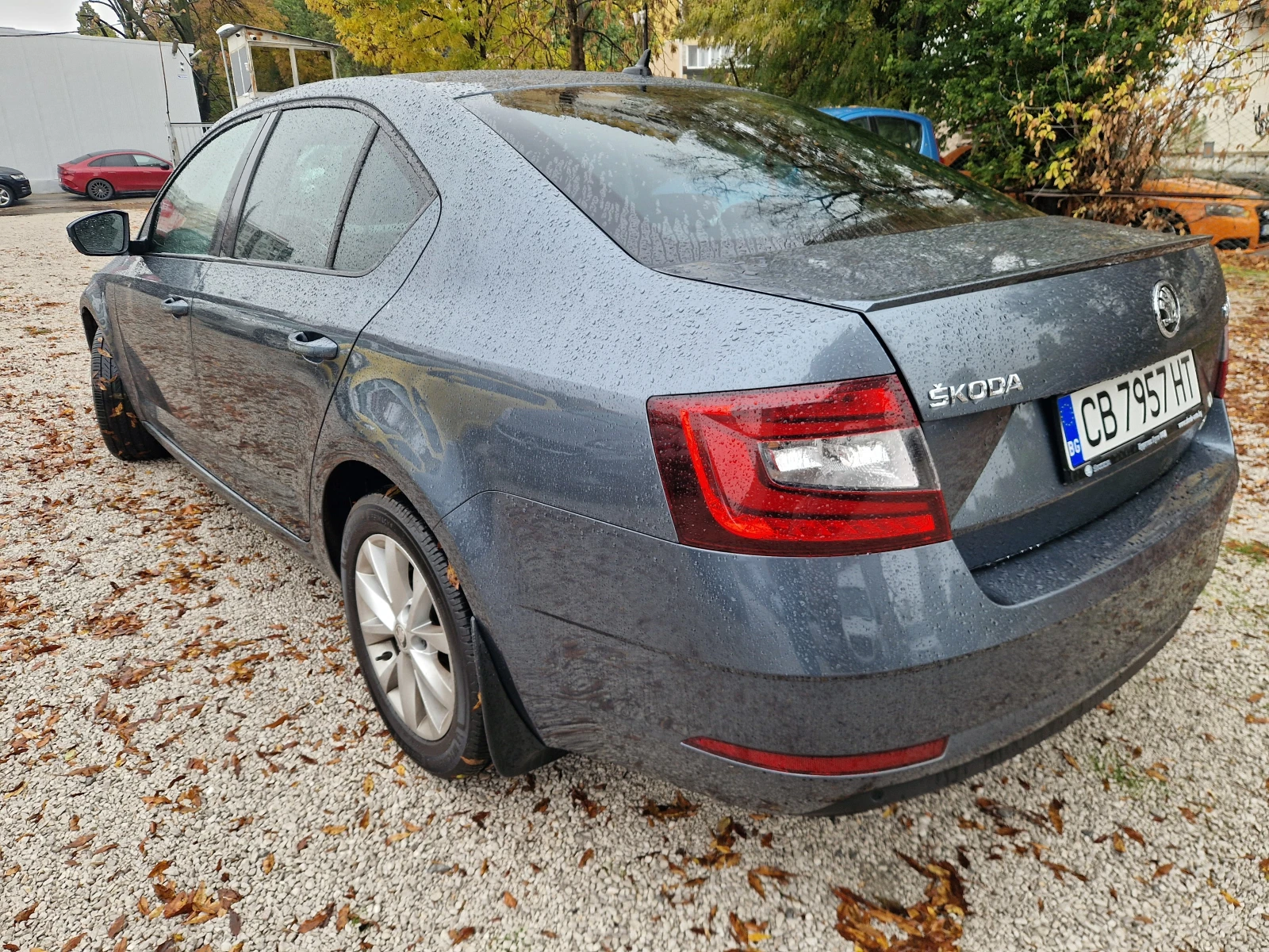 Skoda Octavia 2.0tdi, снимка 7 - Автомобили и джипове - 56735012