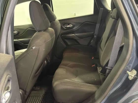 Jeep Cherokee * Sport * CARFAX * БЕЗ ПЪРВОНАЧАЛНА ВНОСКА, снимка 14