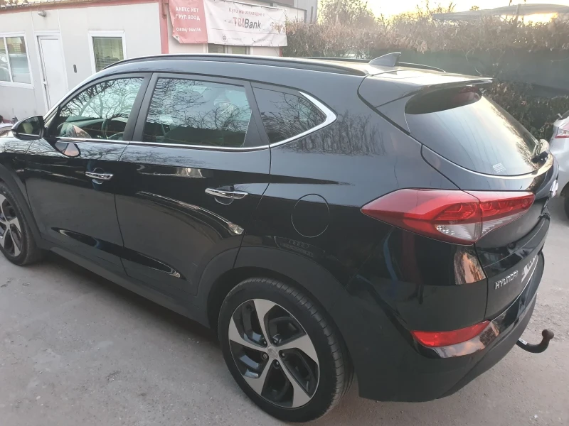 Hyundai Tucson 1.7 FULL AUT NAVI KOJA KAMERA PANORAMA  4 PODGEEV , снимка 6 - Автомобили и джипове - 48321186