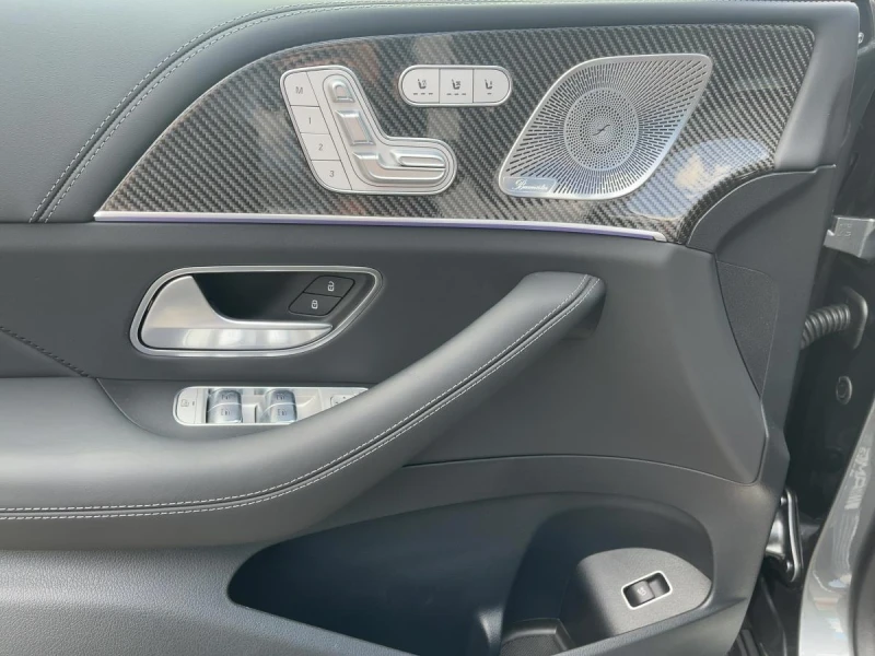 Mercedes-Benz GLE 63 S AMG /4-MATIC/COUPE/FACELIFT/CARBON/BURM/PANO/HEAD UP/, снимка 6 - Автомобили и джипове - 52009844