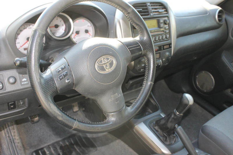 Toyota Rav4 226000км., ИТАЛИЯ, НОВ ВНОС, снимка 12 - Автомобили и джипове - 52277359
