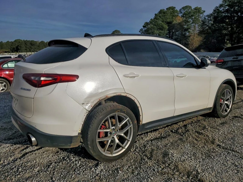 Alfa Romeo Stelvio Ti Sport, снимка 4 - Автомобили и джипове - 53447669