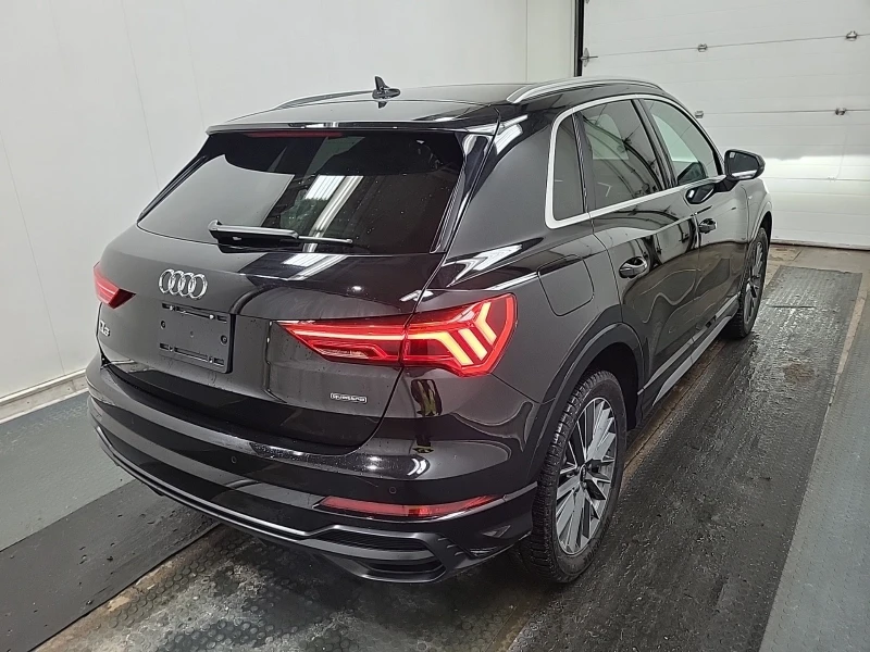 Audi Q3 * PROGRESSIV* * Автокредит* * Пълна сервизна истор, снимка 4 - Автомобили и джипове - 53521040