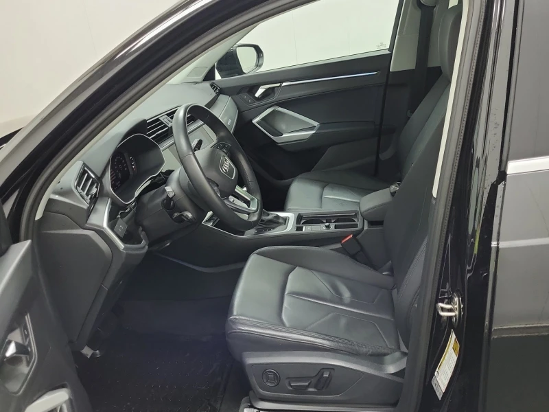 Audi Q3 * PROGRESSIV* * Автокредит* * Пълна сервизна истор, снимка 11 - Автомобили и джипове - 53521040