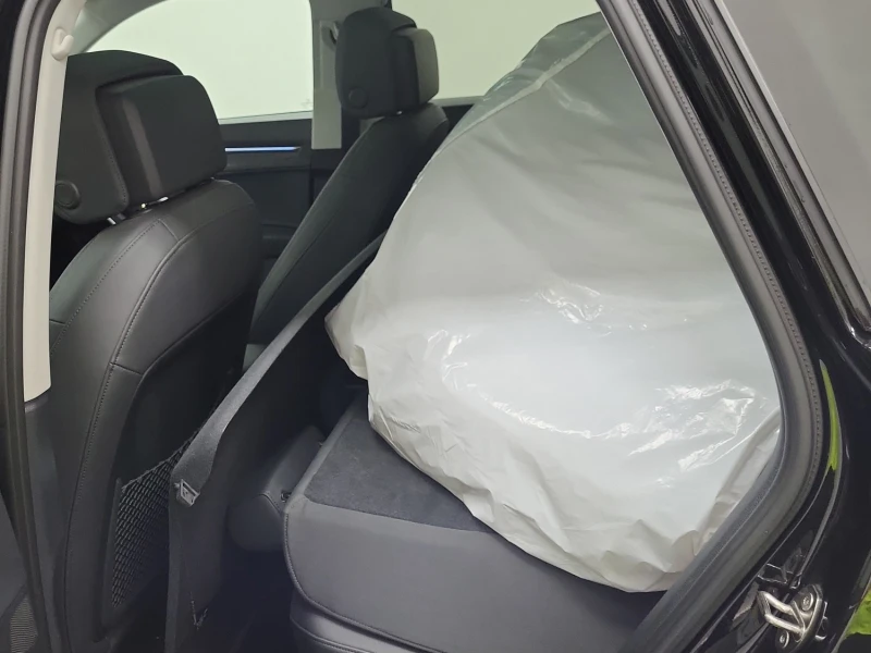 Audi Q3 * PROGRESSIV* * Автокредит* * Пълна сервизна истор, снимка 12 - Автомобили и джипове - 53521040