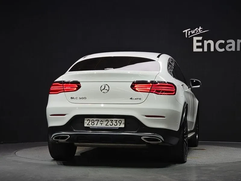 Mercedes-Benz GLC 300 4MATIC, снимка 4 - Автомобили и джипове - 55923301