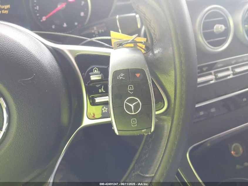 Mercedes-Benz GLC 300 2.0L I-4 DI, DOHC, VVT, TURBO, 255HP 4X2 Drive | Mobile.bg   3