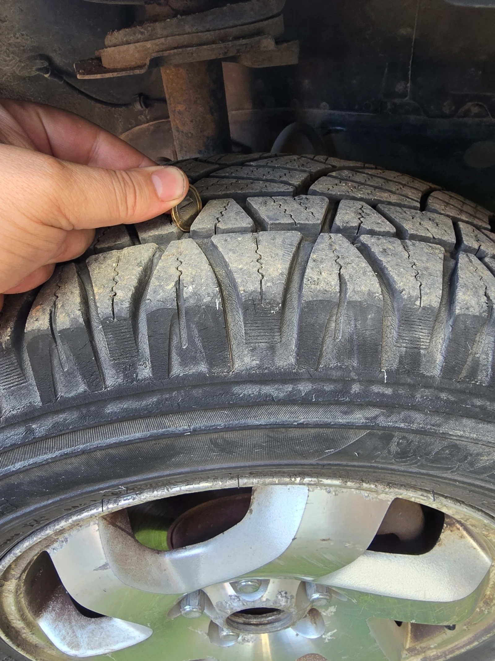 Mazda Tribute  - изображение 8