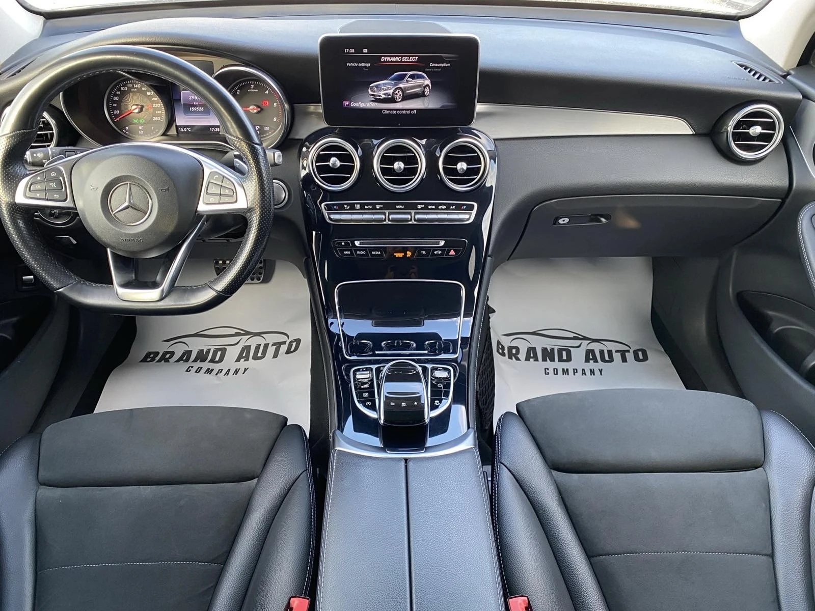 Mercedes-Benz GLC 250 * AMG PREMIUM * 4-MATIC * , снимка 9 - Автомобили и джипове - 53989607