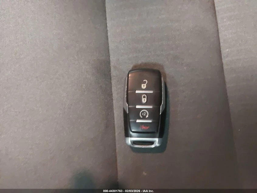 Dodge RAM 1500 3.6L V-6 DOHC, VVT, 305HP 4X4 Drive, снимка 11 - Автомобили и джипове - 54234790