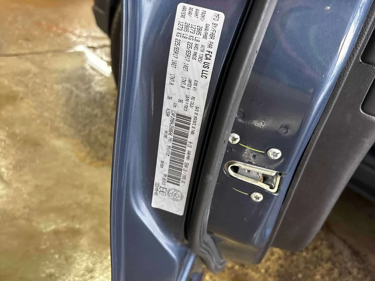 Jeep Cherokee * Sport * CARFAX * БЕЗ ПЪРВОНАЧАЛНА ВНОСКА, снимка 16 - Автомобили и джипове - 54923507