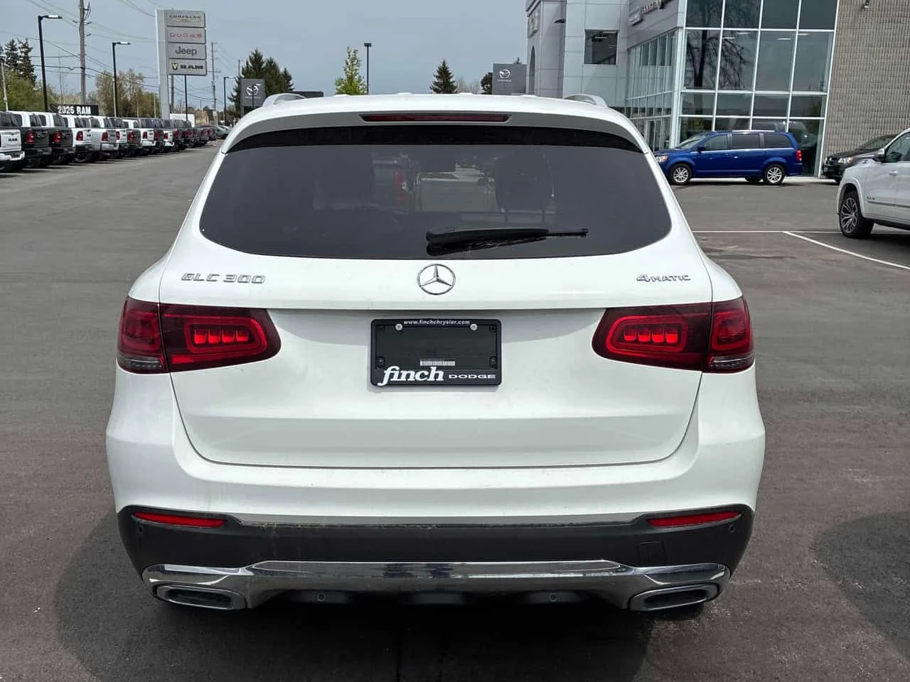 Mercedes-Benz GLC * 300 * АВТОКРЕДИТ БЕЗ ПЪРВОНАЧАЛНА ВНОСКА* , снимка 4 - Автомобили и джипове - 55067472