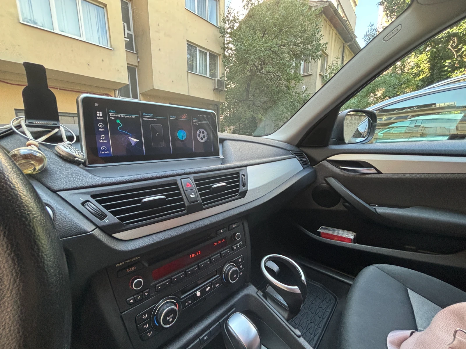 BMW X1 S-drive, 2.0D, 177к.с., снимка 10 - Автомобили и джипове - 55567603