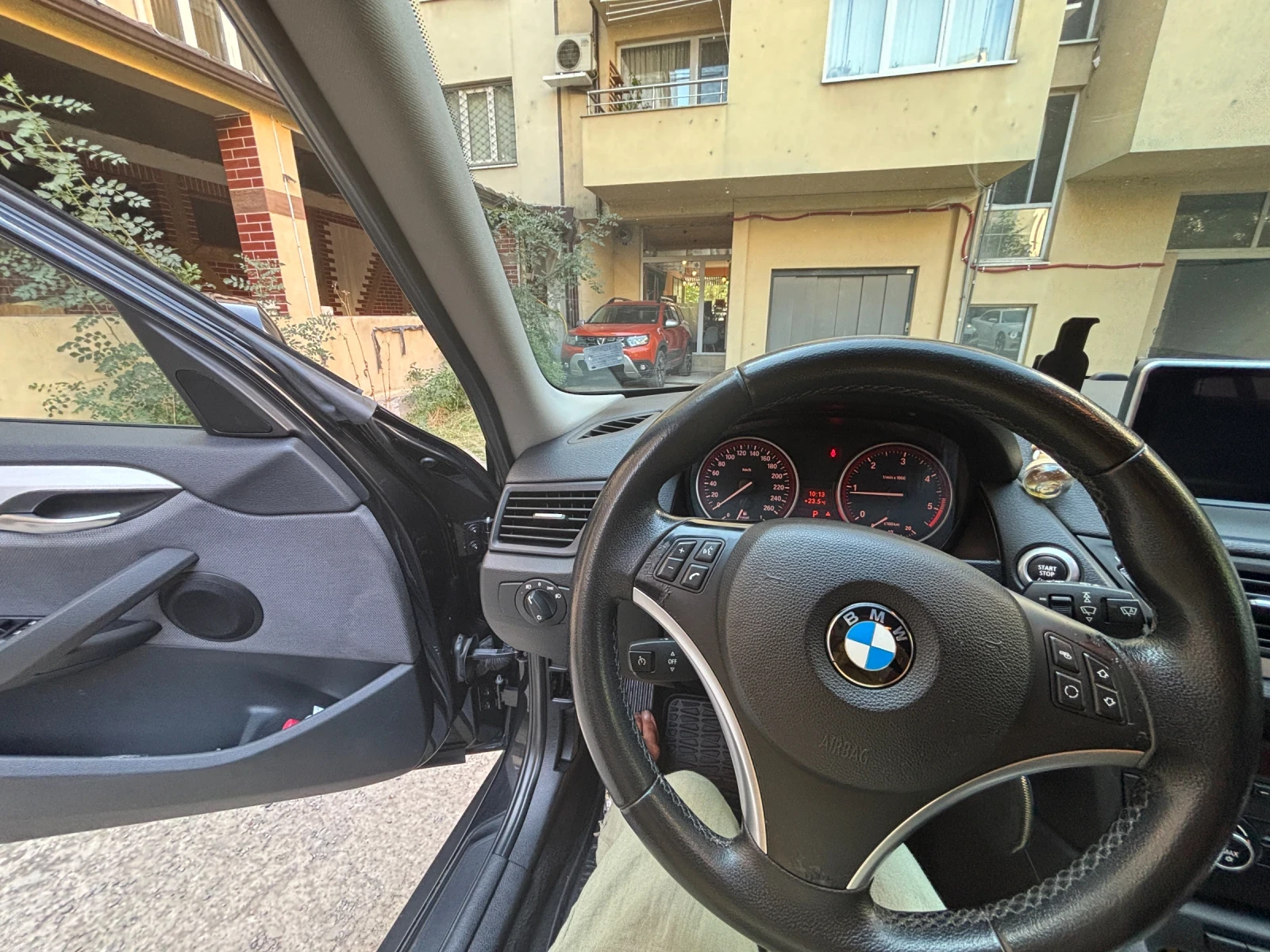 BMW X1 S-drive, 2.0D, 177к.с., снимка 4 - Автомобили и джипове - 55567603