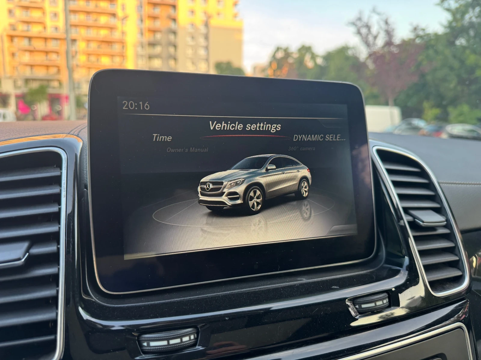 Mercedes-Benz GLE 350, снимка 9 - Автомобили и джипове - 56129346