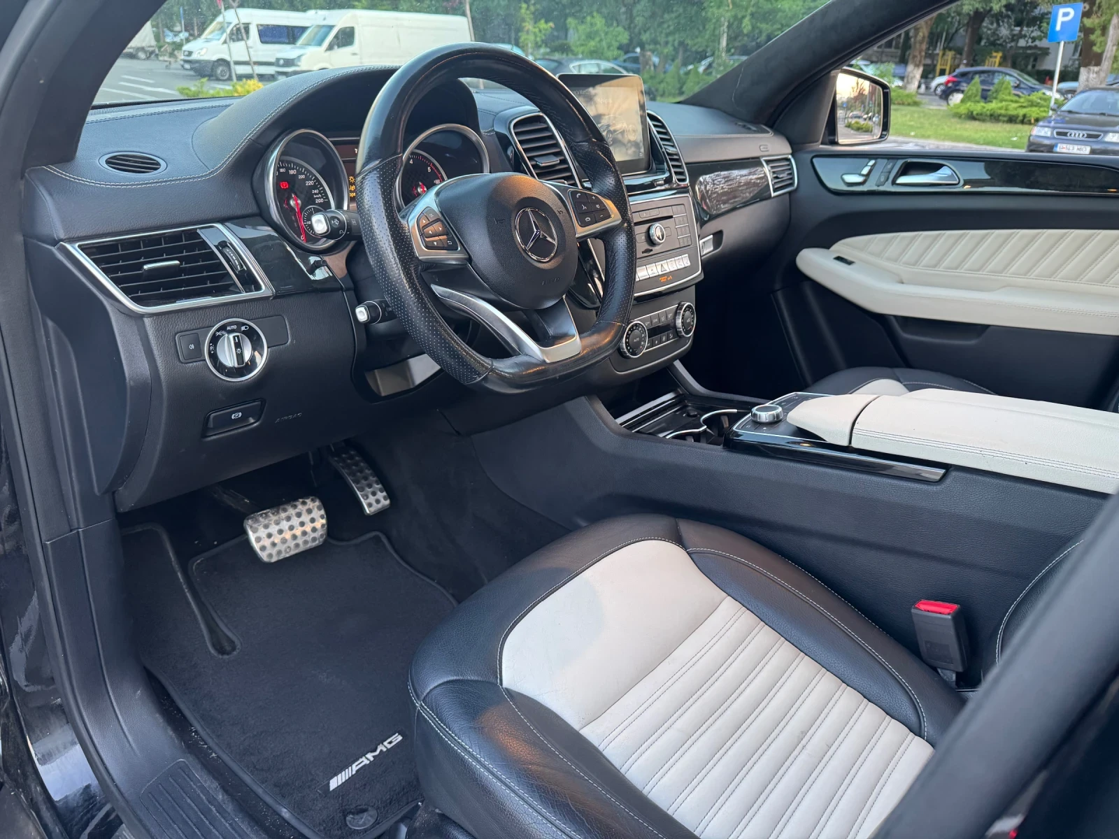 Mercedes-Benz GLE 350, снимка 5 - Автомобили и джипове - 56129346