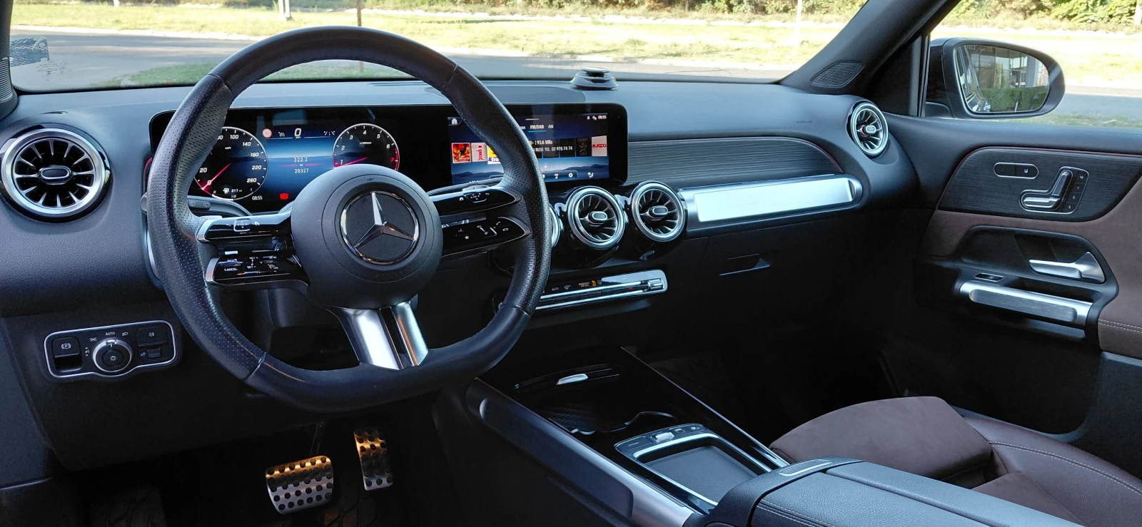 Mercedes-Benz GLB 220 4Matic, снимка 11 - Автомобили и джипове - 56308082