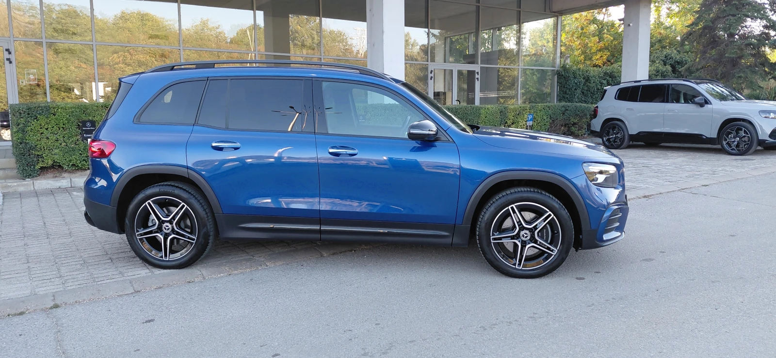 Mercedes-Benz GLB 220 4Matic, снимка 5 - Автомобили и джипове - 56308082