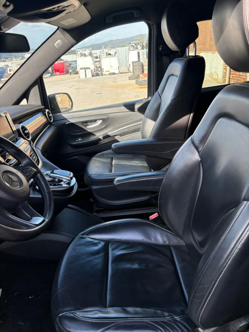 Mercedes-Benz V 220 7+ 1 Места ; нов двигател 83000км, снимка 2 - Бусове и автобуси - 51260493