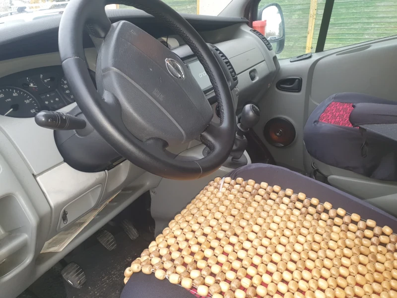 Nissan Primastar, снимка 12 - Бусове и автобуси - 52344645