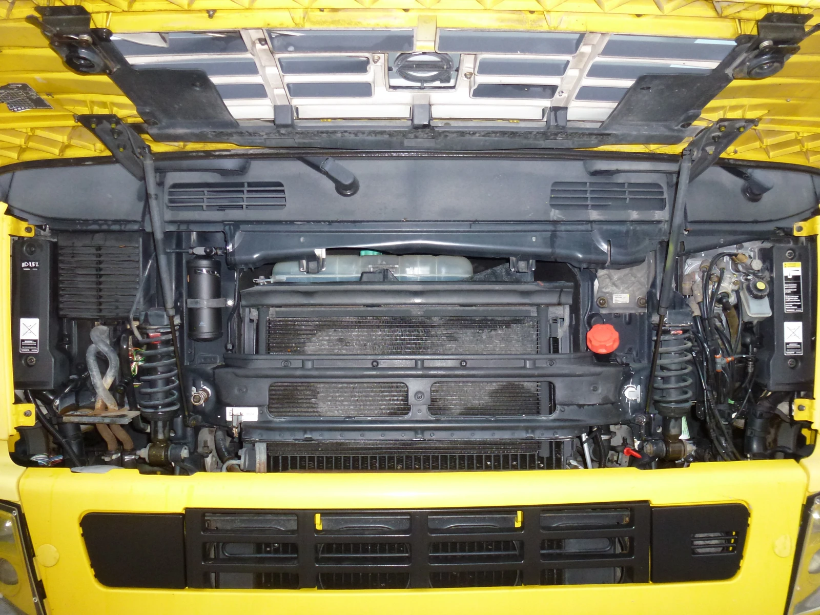 Volvo Fm 380, снимка 9 - Камиони - 55215493